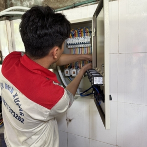 thi-cong-he-thong-dien-cong-nghiep